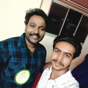 Adhil Noushad with Malayalam playback singer Najim Arshad, best graphic designer in Kerala